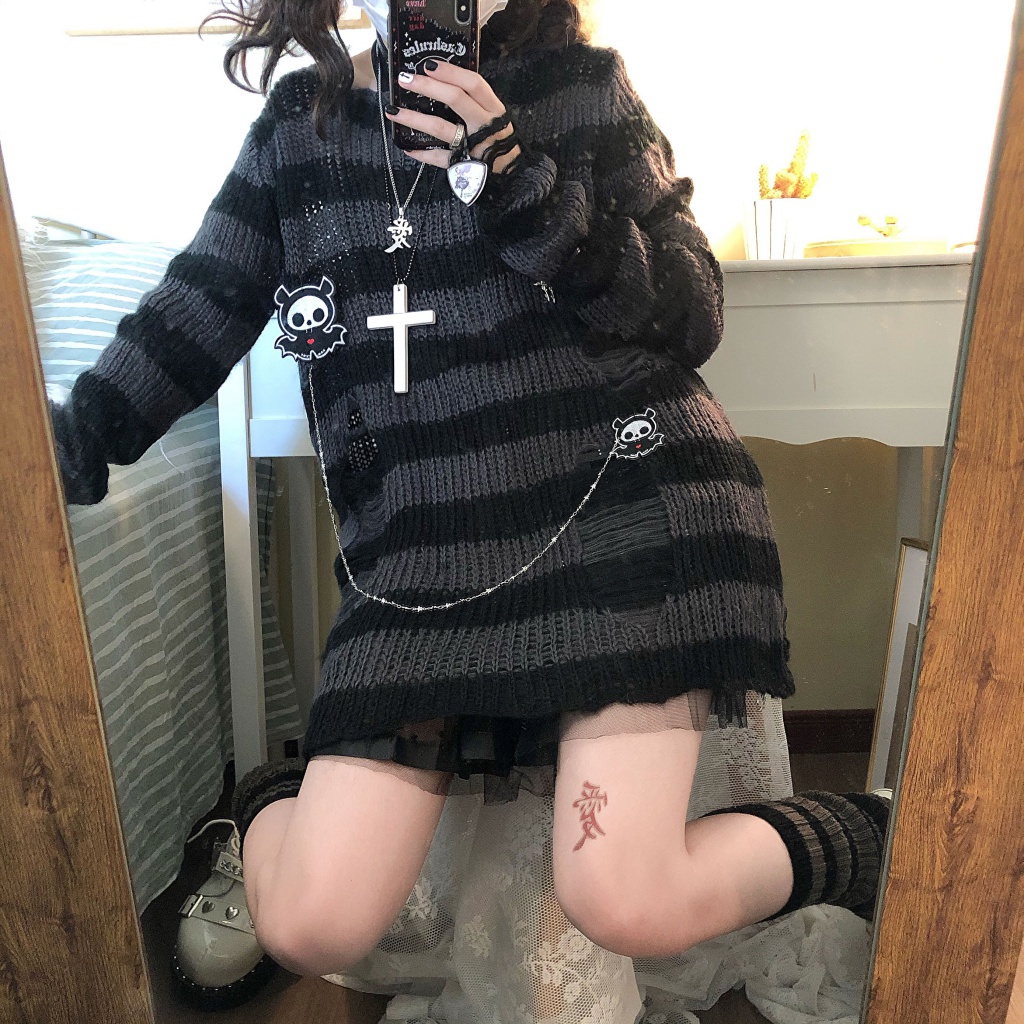 Bettingyou เสื้อกันหนาว คอกลม แขนยาว ผ้าถัก ทรงหลวม ลายดอกทานตะวัน สําหรับผู้หญิง