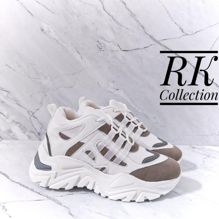 สต็อกรองเท้าผ้าใบผู้หญิง Zumba AA38