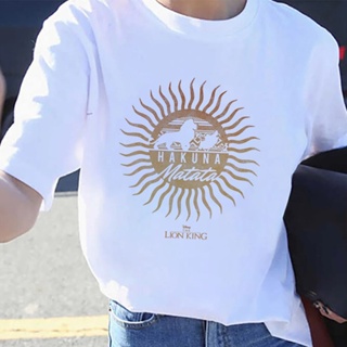 เสื้อยืด พิมพ์ลายการ์ตูนดิสนีย์ The Lion King สไตล์ฮาราจูกุ สําหรับผู้หญิง_01