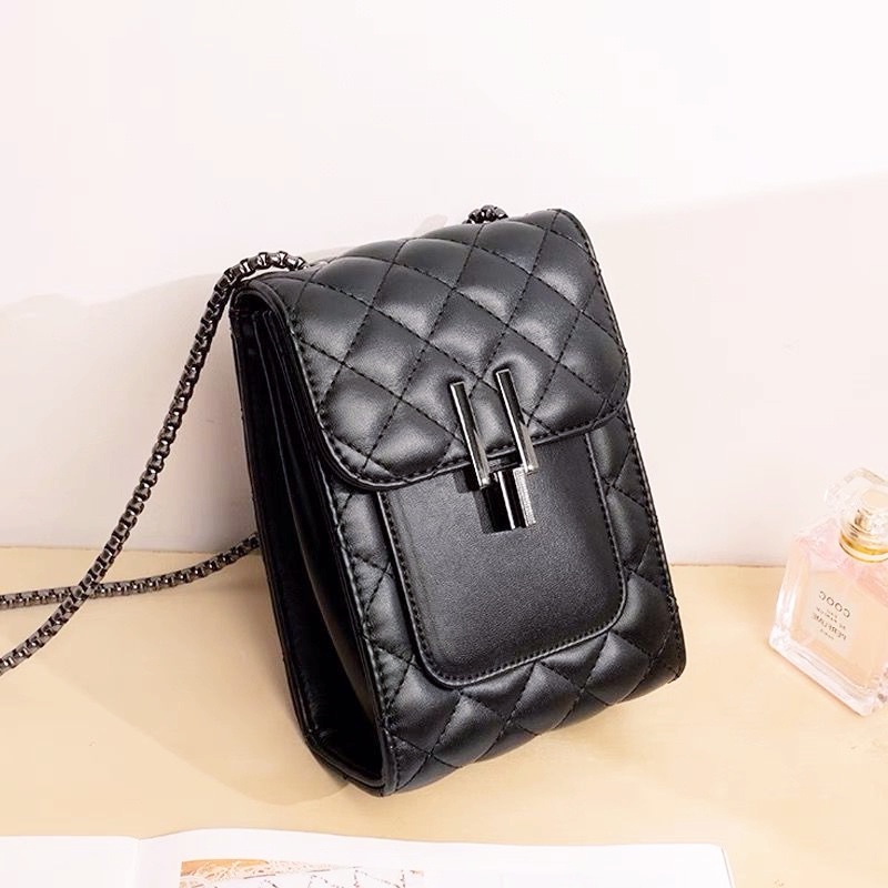 พร้อมส่งจากไทย กระเป๋าใส่โทรศัพท์มือถือ ใหม่ กระเป๋าสะพายไหล่ Rhombus Chain Bag กระเป๋าสตรีทรงเหลี่ยมใบเล็ก