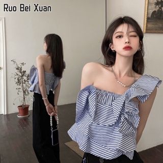 RUO BEI XUAN เสื้อเบลาส์สตรี 2023 ใหม่ สั้นเปิดไหล่ แฟชั่นสไตล์เกาหลี เสื้อเซ็กซี่ ท่อนบน