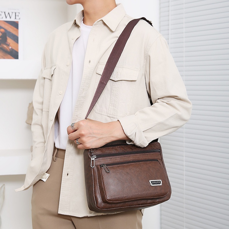 (w236)กระเป๋าสะพายข้างผู้ชาย ช่องซิปเยอะ งานหนังเรียบๆดูดี vgetbag