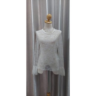 FF000477-- เสื้อลูกไม้ ซีทรู สีขาว ของใหม่ อก 34 ยืด 38 นิ้ว