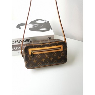 Louis vuitton pochette cite ของแท้