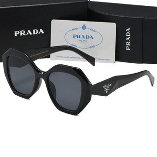 Prada แว่นตากันแดด กรอบสี่เหลี่ยม โครเมี่ยม น้ําหนักเบา สไตล์วินเทจ คลาสสิก อเนกประสงค์ สําหรับผู้หญิง และผู้ชาย UV 400