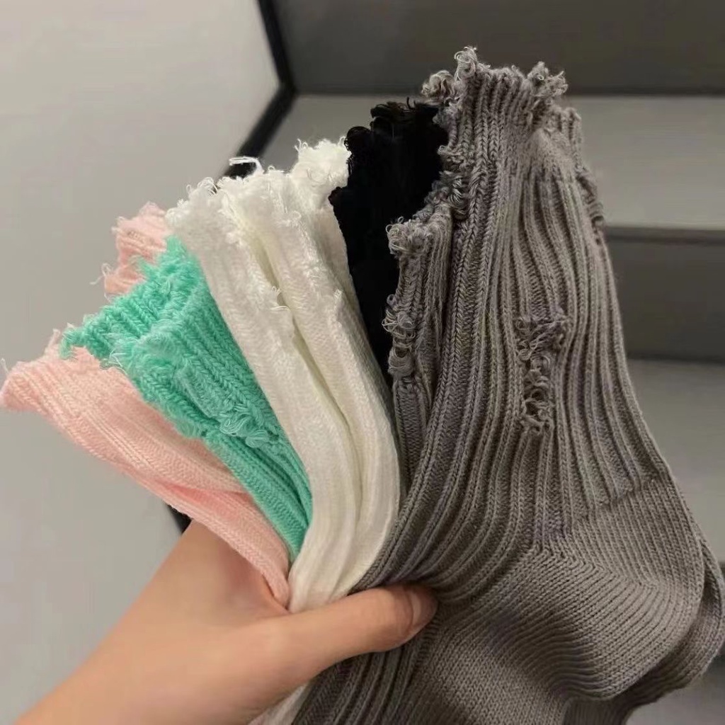 D228 Fashion trend socks