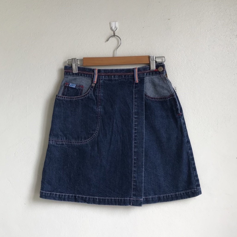 กระโปรงยีนส์สั้น สียีนส์เข้ม แบรนด์ Angel Blue แท้💯 Size S