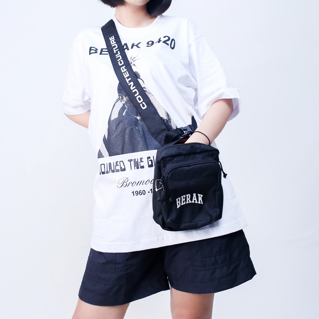 กระเป๋าสะพาย Berak 9420 RIFF สีดํา