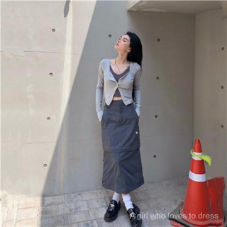 💖พร้อมส่ง🥰เสื้อโค้ทบางสายเดี่ยวกระโปรงครึ่งตัวย้อนยุคชุดสีเทาถ่าน [ชุดกระโปรงสามชิ้นที่ถอดออกได้] SK511025