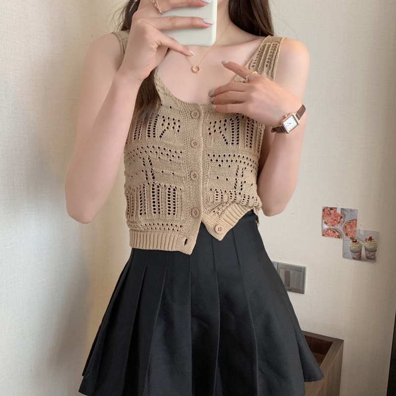 Chemisegrace 88102 ✨พร้อมส่ง✨เสื้อสายเดี่ยว ผ้าถักโครเชต์ เสื้อถักแฟชั่น มีกระดุมหน้า 4 สี  น่ารักสไตล์แฟชั่นเกาหลี ราคา ถูกที่สุด ดีลบีเคเค แกลเลอรีภาพที่ 8