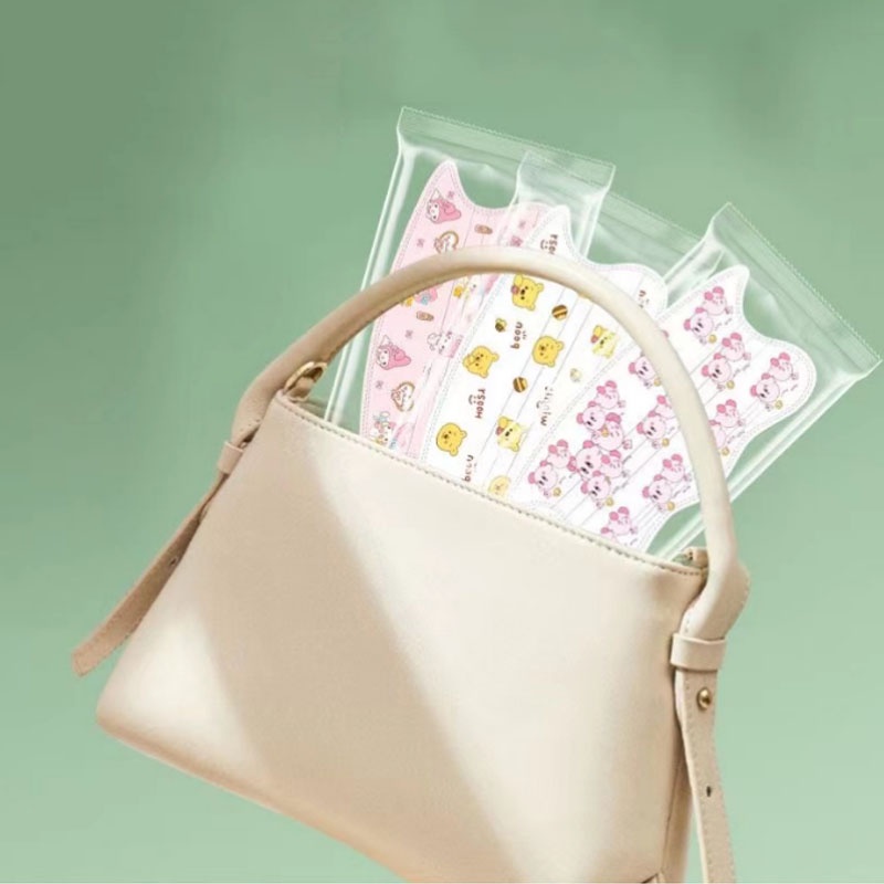 หน้ากาก V-mask รูปผีเสื้อ ส่งในราคาถูกที่สุดในประเทศไทย มีให้เลือกมากกว่า 10 แบบ ซีลแยก 1:1 สําหรับผู้ใหญ่ (10/50 ชิ้น)