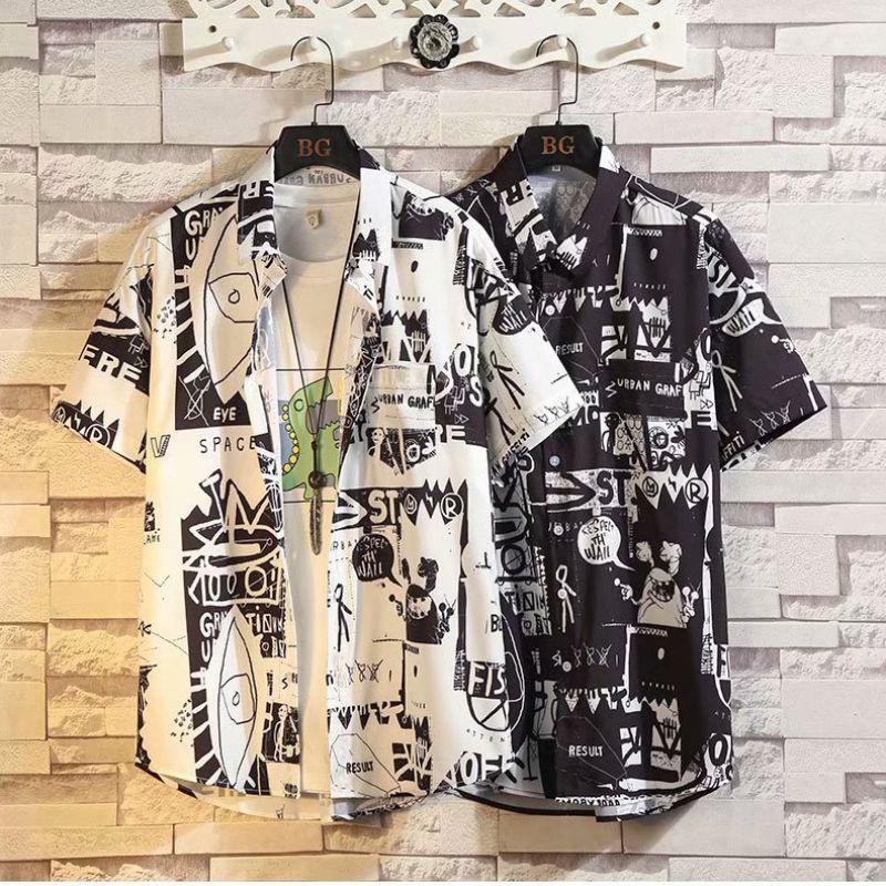 จัดส่งจากประเทศไทย เสื้อเชิ้ตแขนสั้นลําลอง ทรงหลวม ลายดอกไม้ สไตล์ฮาวาย เหมาะกับเดินชายหาด แฟชั่นวินเทจ สําหรับผู้ชาย