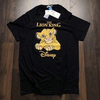 แขนสั้นcrew neckStoreglori - ZARA เสื้อยืด - The Lion King Black Fulltag + Label - เสื้อยืด ZARA ของแท้S-XXXXL_01