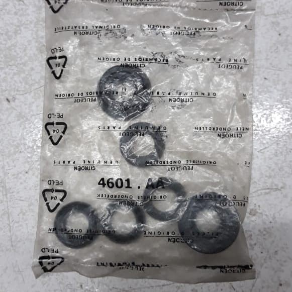 Peugeot 505 GR / GTI มาสเตอร์ซีลเบรก ยี่ห้อ Peugeot