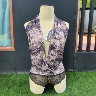 ANNEBRA  bodysuit ชุด Sexy คล้องคอ ใส่แบบสวม ผ้าลื่น แหวกร่องอก ช่วงล่างเป็นลูกไม้  L ป้าย 1090