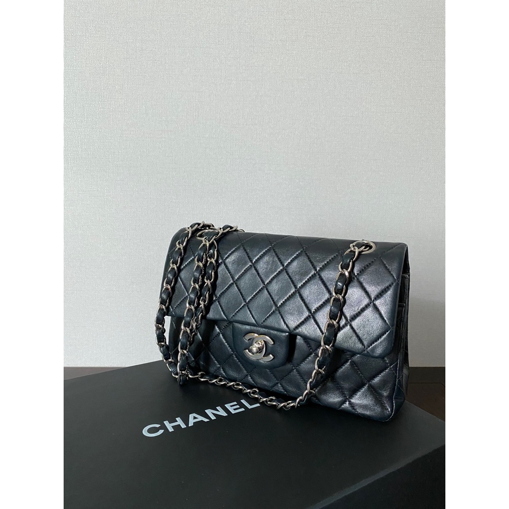 (Preloved) Chanel กระเป๋าสะพายไหล่ ขนาดเล็ก สไตล์คลาสสิก พร้อมสายสะพาย