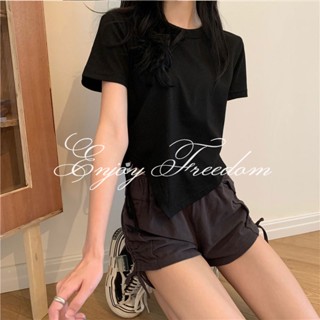 Enjoy Freedom สตรีใหม่สไตล์เกาหลีนักเรียนสาวร้อนทุกการแข่งขันไม่สม่ำเสมอ Drawstring แขนสั้นเสื้อยืดแขนสั้น