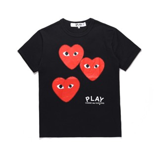 เสื้อยืดแขนสั้น ผ้าฝ้าย พิมพ์ลาย PLAY Rei Kawakubo CDG three love สําหรับผู้ชาย และผู้หญิง