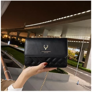 Premium FashionBAG กระเป๋าสะพายข้าง สายโซ่สีทอง วัสดุหนังPU ทนทานหรูหรา รุ่น8075