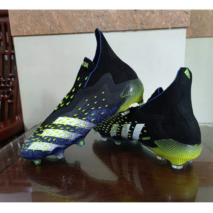 TOP⁎  !!พร้อมส่ง️Kasut Bola Sepak Adidas Predator Freak+ FG football shoes,Men's women's football shoes,Knitted