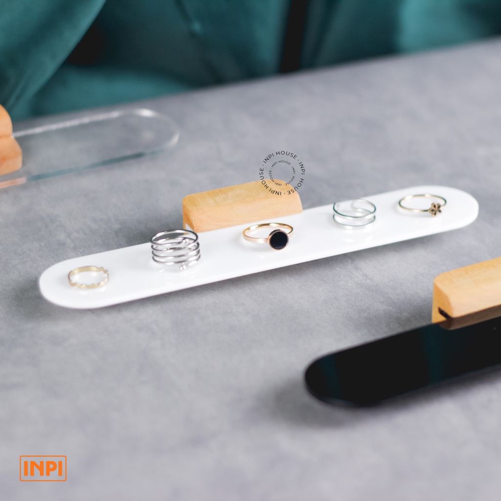 INPI HOUSE Ring Display, Holder - แท่นวางแหวน - ไม้ + อะคริลิก