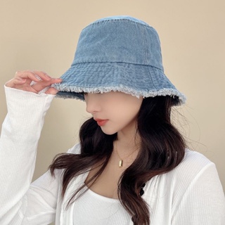 👒sun hat👒หมวกบักเก็ตยีน กันแดด ขอบดิบ ขนาดเล็ก สีพื้น แฟชั่นฤดูใบไม้ผลิ และฤดูร้อน สไตล์เกาหลีเรโทร สําหรับผู้ชาย