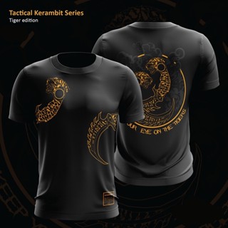 เสื้อกีฬาแขนสั้น ลายทีมทหาร Kerambit สีดํา