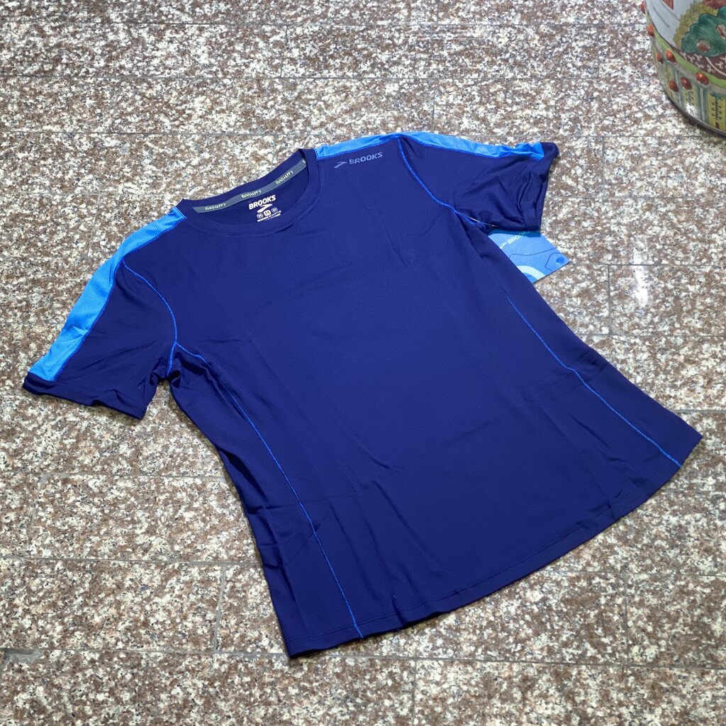 เสื้อวิ่ง Brooks Dash Base Running Shirt Women (M)