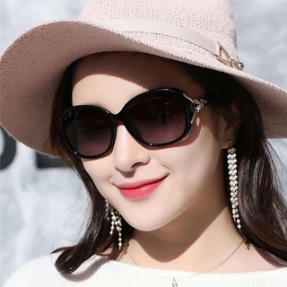 2026 แว่นกันแดดใหม่ผู้หญิง HD Anti-UV Anti-Radiation รุ่นเกาหลีผู้ชายผู้หญิงแฟชั่นอุปกรณ์เสริมสําหรับการขับขี่, กีฬากลางแจ้ง, แว่นตาโพลาไรซ์กรอบขนาดใหญ่