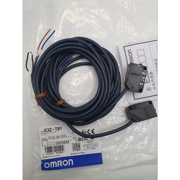 E3Z-T81 0M R0N 12-24v สายสาย มี2ตัวของใหม่  พร้อมส่งที่ไทย ออกบิลได้