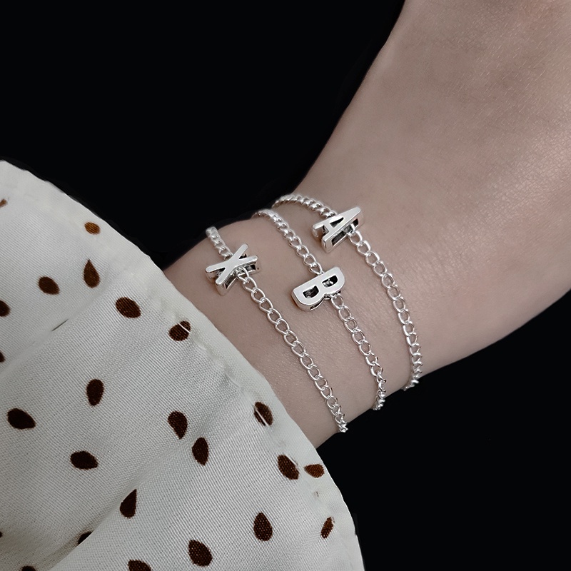 A-z ตัวอักษร เริ่มต้น สร้อยข้อมือ กําไลข้อมือ สําหรับผู้หญิง ตัวอักษร เสน่ห์ สร้อยข้อมือ เครื่องประดับ ปรับแต่ง