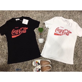 [COD]เสื้อยืดคอกลมเนื้อนิ่ม Uniqlo สกรีนลาย 💥 Coca Cola 💥S-5XL