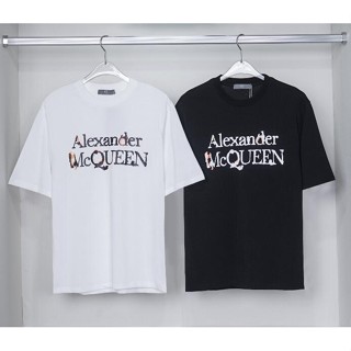 4520 เสื้อยืดแขนสั้น พิมพ์ลาย mcqueen แฟชั่นสําหรับผู้ชาย ผู้หญิง