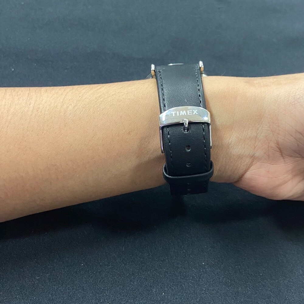 Timex TW2V60900 WATERBURY STANDARD นาฬิกาข้อมือผู้ชาย สายหนังสีดำ หน้าปัด 40 มม. - รูปที่ 6