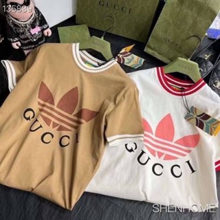 เสื้อ​gucci​ส่งฟรีมีของแถม