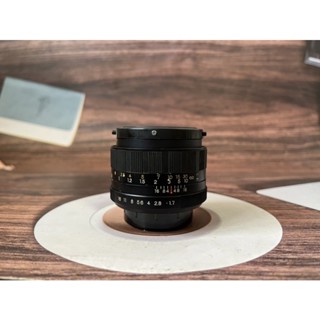 Yashica 50mm f1.7  (M42  Mount)