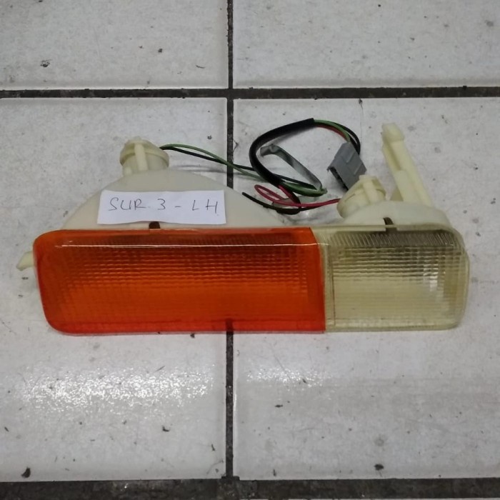 สัญญาณไฟเลี้ยวซ้าย Peugeot 505 GR