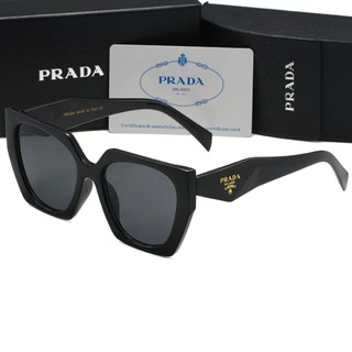 Prada แว่นตากันแดด กรอบสี่เหลี่ยม โครเมี่ยม คลาสสิก เครื่องประดับแฟชั่น สไตล์วินเทจ UV 400 สําหรับผู้หญิง และผู้ชาย