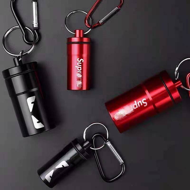 Mini Car Ashtray Keychain Fashion Brand Portable Sealed Cans Ashtray Multifunctional 5txa