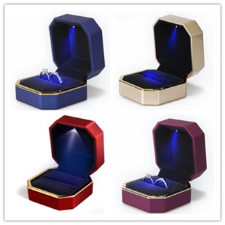 กล่องแหวนแต่งงาน กํามะหยี่ ทรงสี่เหลี่ยม พร้อมไฟ LED หรูหรา สําหรับใส่เครื่องประดับ แหวนหมั้น งานแต่งงาน