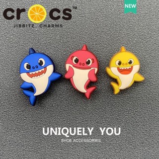 Crocs jibbitz จี้รูปฉลาม DIY อุปกรณ์เสริม สําหรับตกแต่งรองเท้า ตัวติดรองเท้า crocs