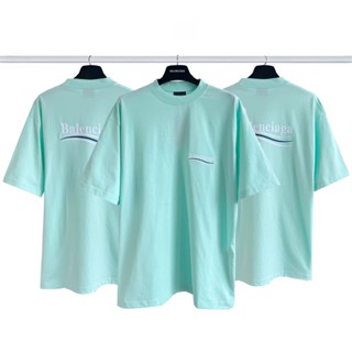 พร้อมส่ง BALENC*G เสื้อยืดแขนสั้นลําลอง ปักลายโค้ก ทรงหลวม สไตล์คลาสสิก