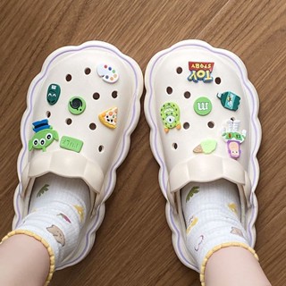 Crocs รองเท้าแตะลำลอง รองเท้าชายหาด ลำลอง เรียบง่าย แฟชั่น รองเท้าคู่รัก