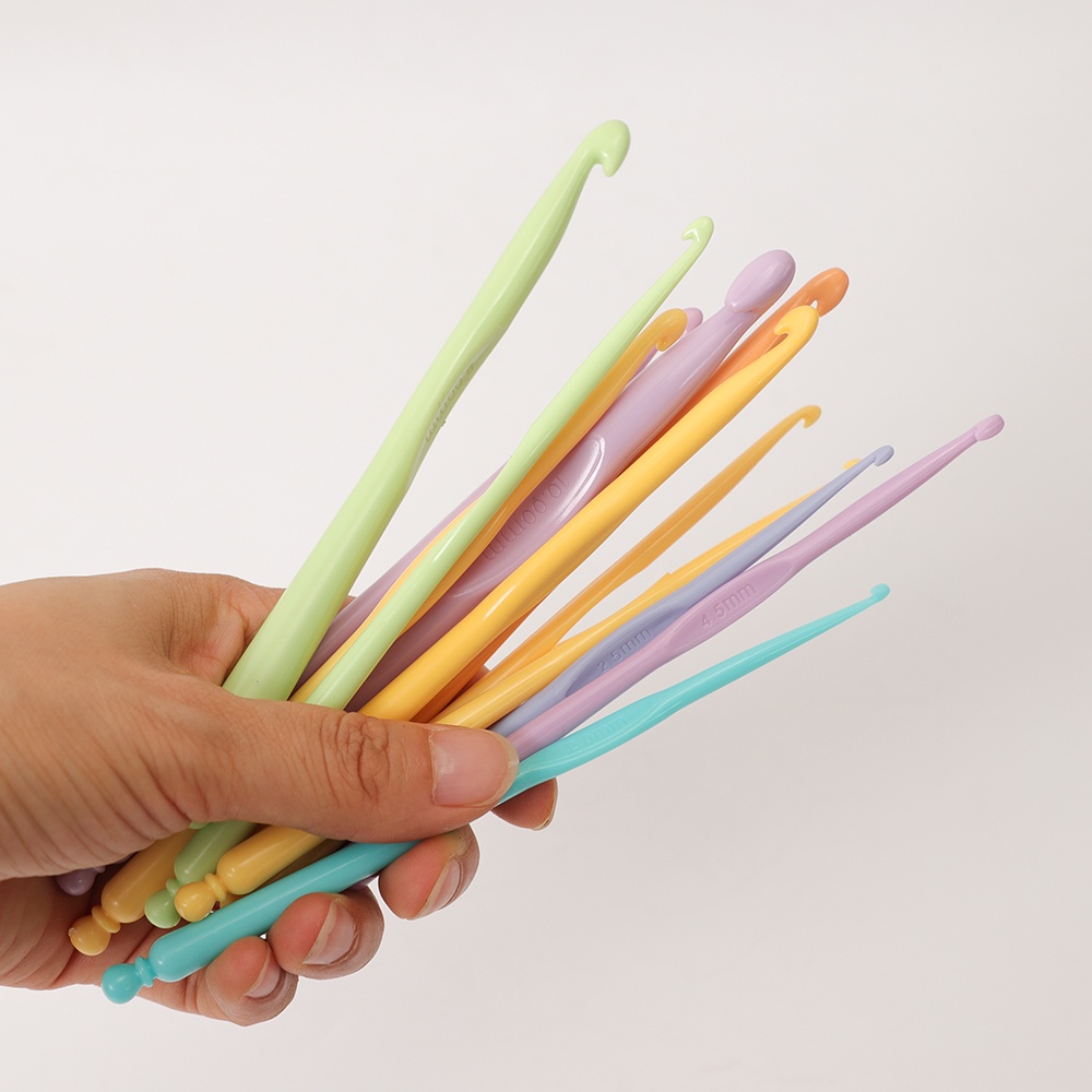 ชุดเข็มถักโครเชต์ พลาสติก ขนาด 2.0-10.0 มม. 12 ชิ้น