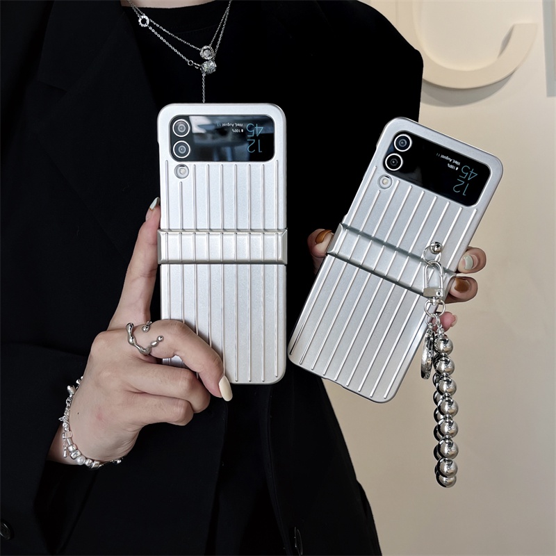 Cases, Covers, & Skins 162 บาท เคสโทรศัพท์มือถือ กันตก ป้องกันเต็มเครื่อง จี้ห้อยกระเป๋าเดินทาง แฟชั่นสร้างสรรค์ สําหรับ Samsung Galaxy Z Flip 4 3 5G Mobile & Gadgets