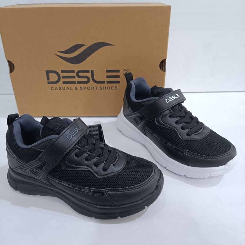 รองเท้านักเรียนเด็กยี่ห้อ Desle Peter Thomas Jr ไซส์ 32-37 | Desle Peter Thomas Jr | รองเท้ากีฬาเด็ก
