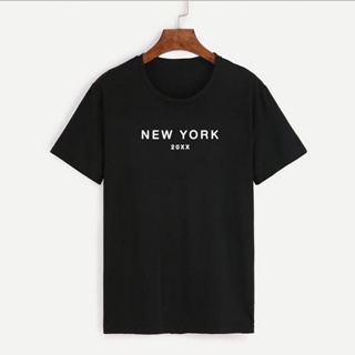 เสื้อยืดสีดำ เสื้อยืดผู้ชาย เสื้อเชิ้ตแขนสั้น เสื้อยืดลาย NEW YORK 20XX แขนสั้น คอกลม