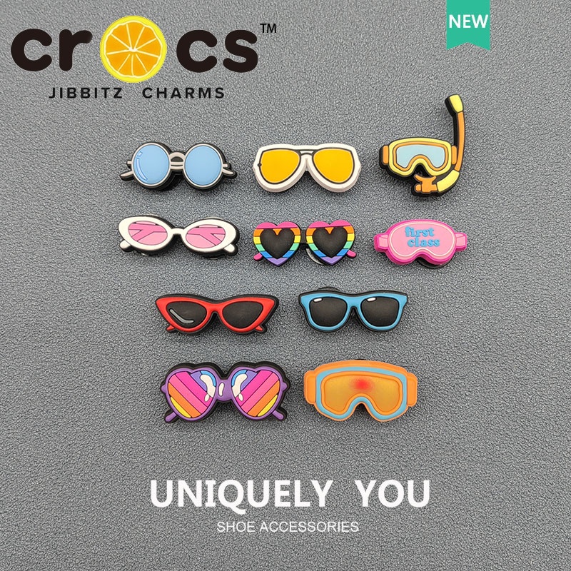 Crocs jibbitz charms อุปกรณ์เสริมรองเท้า DIY ตัวติดรองเท้า crocs