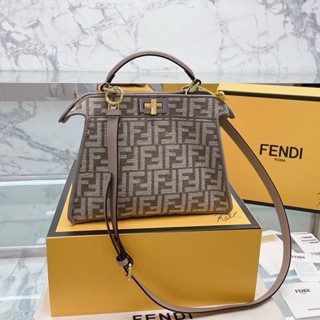 Fendi Peekaboo กระเป๋าถือ กระเป๋าสะพายไหล่ พิมพ์ลายโลโก้ คลาสสิก แฟชั่นสําหรับสตรี