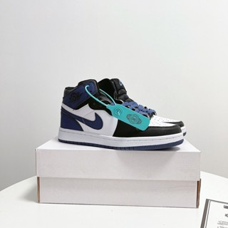 Xi230308 รองเท้าผ้าใบลําลอง รุ่น N8866k Air Jordan 1 Aj1 High-top Greedy Play Blue Moon Board น้ําหนักเบา สวมใส่สบาย เหมาะกับการเล่นกีฬา บาสเก็ตบอล แฟชั่นฤดูใบไม้ผลิ สําหรับผู้ชาย